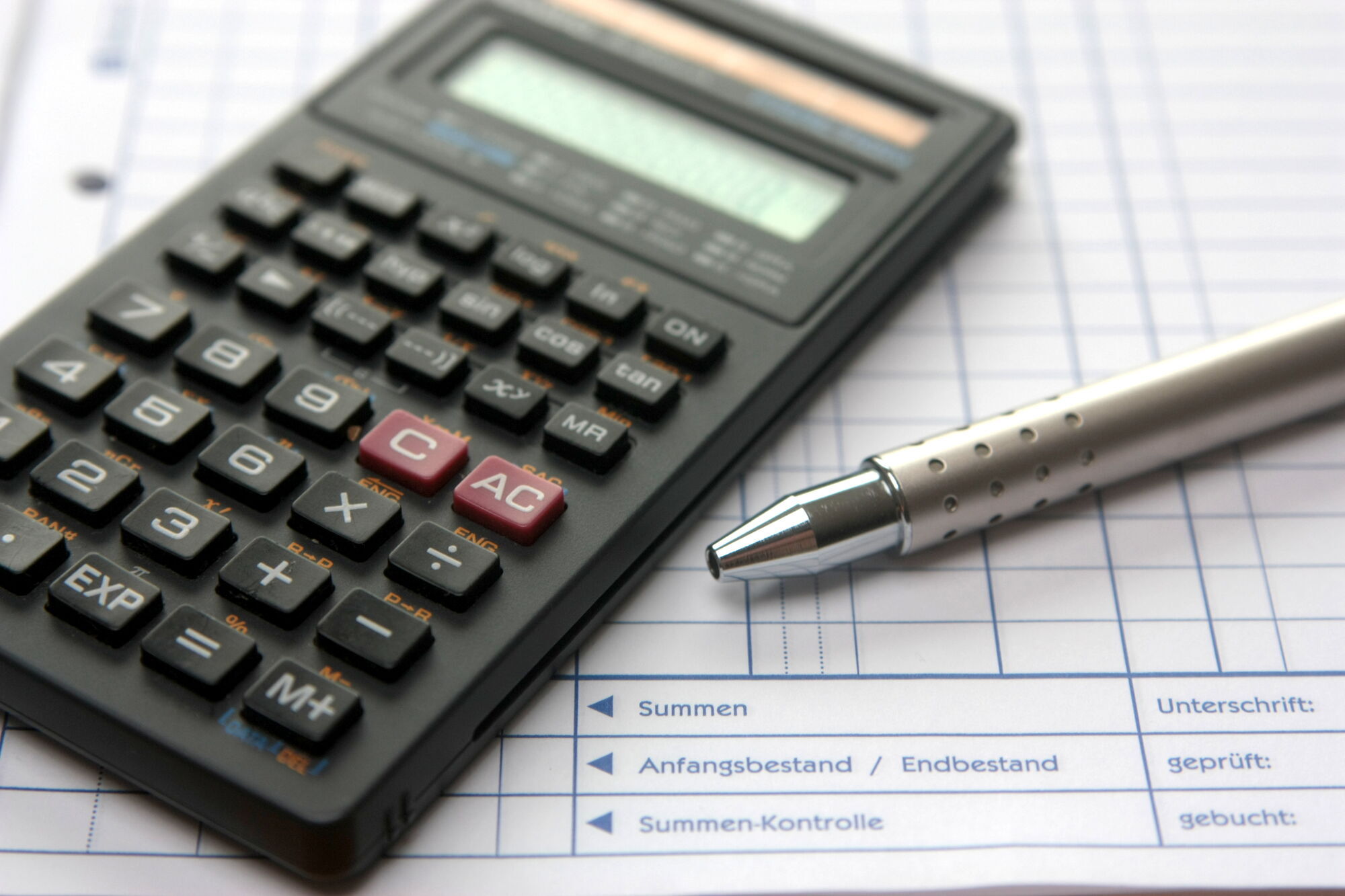 Dolmetscher Gehalt – Durchschnittliches Einkommen und Verdienstmöglichkeiten für Dolmetscher in verschiedenen Bereichen