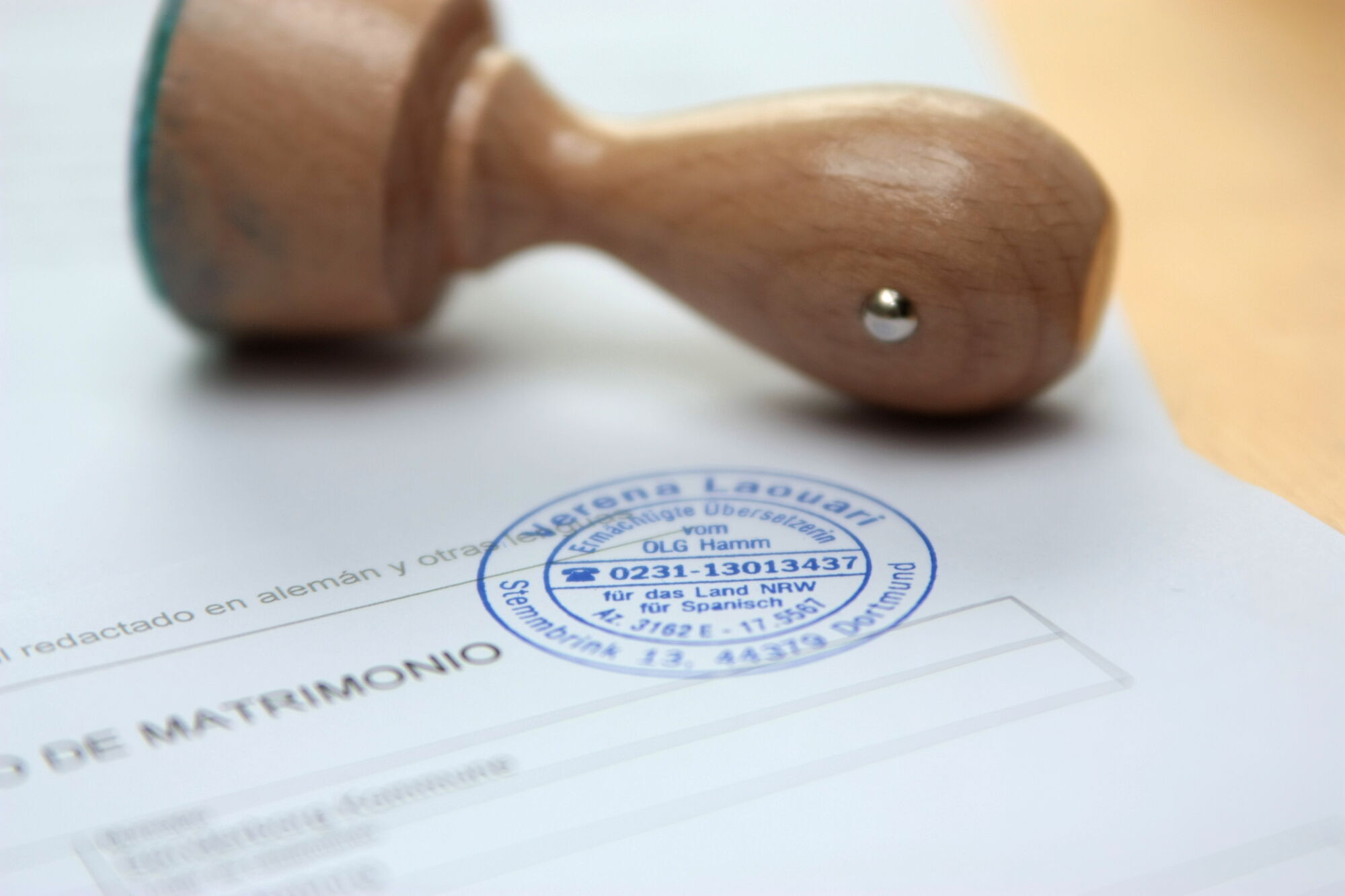 Beglaubigte Übersetzung mit formellem Beglaubigungsvermerk gemäß deutschem Recht