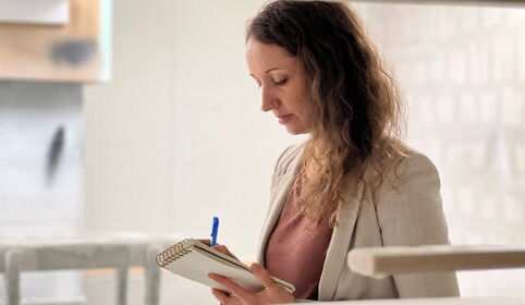 Professionelle Dolmetschdienste – Fachgerechtes Dolmetschen für Konferenzen, Schulungen und Veranstaltungen